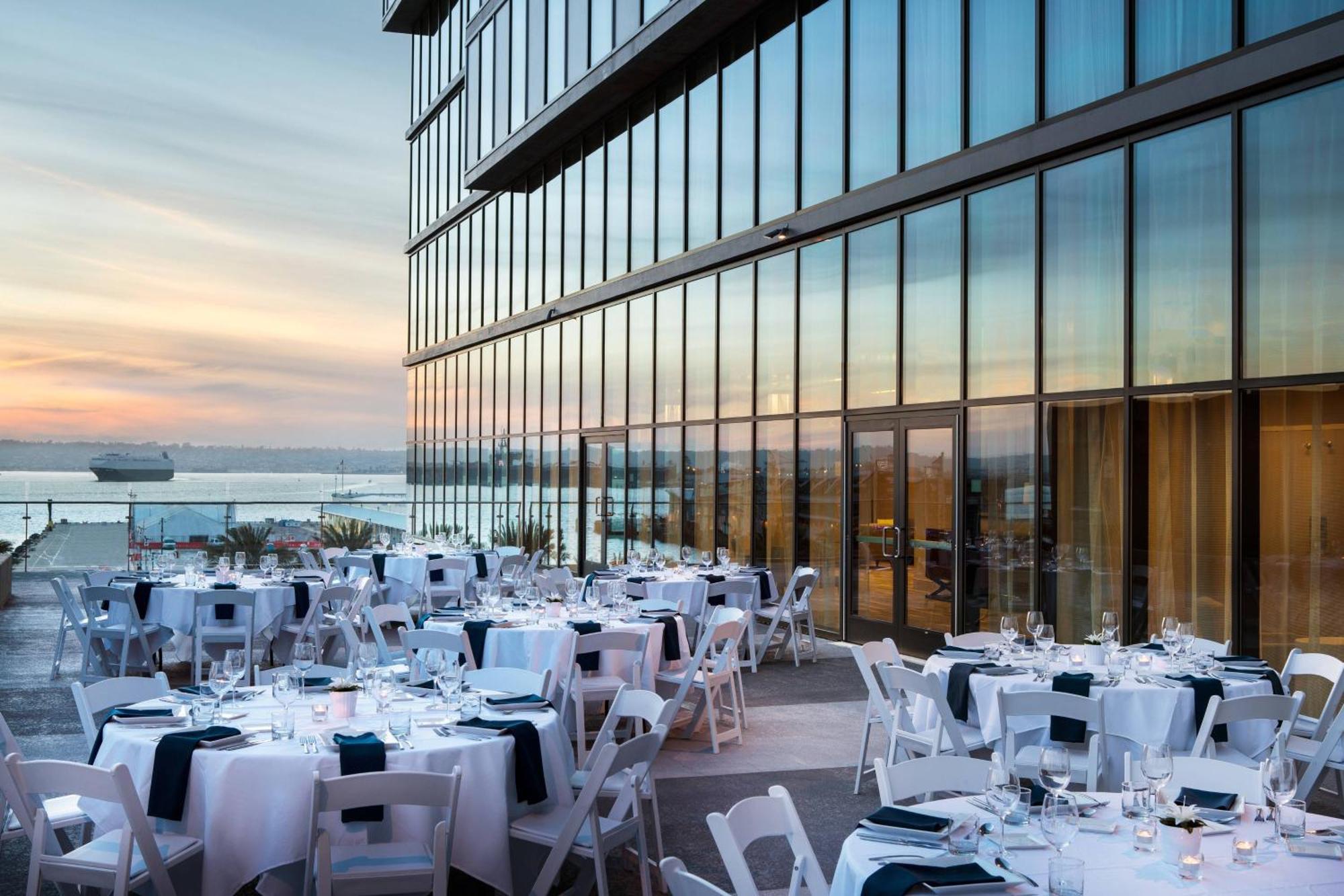Springhill Suites By Marriott San Diego Downtown/Bayfront Exterior foto